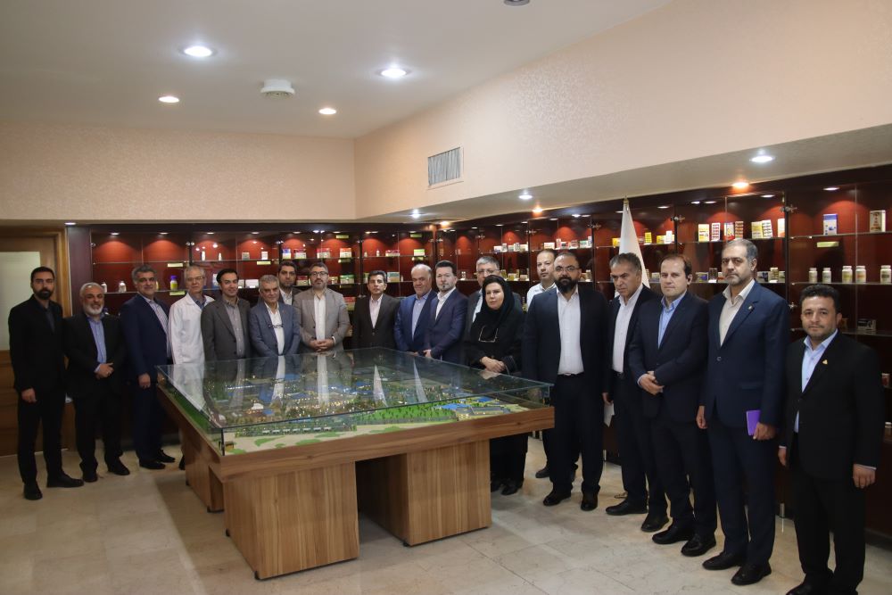 دستور مدیرعامل هلدینگ آینده پویا برای تشکیل "معاونت صادرات" در شفادارو/ رشد میزان تولید و فروش در هلدینگ دارویی بانک ملی ایران  <img src="/images/picture_icon.png" width="16" height="16" border="0" align="top">